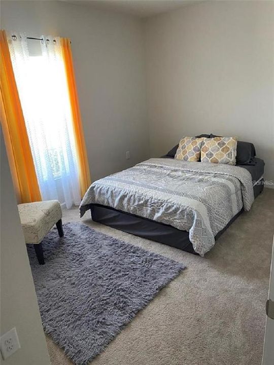 For Sale: $301,000 (3 beds, 2 baths, 1450 Square Feet)