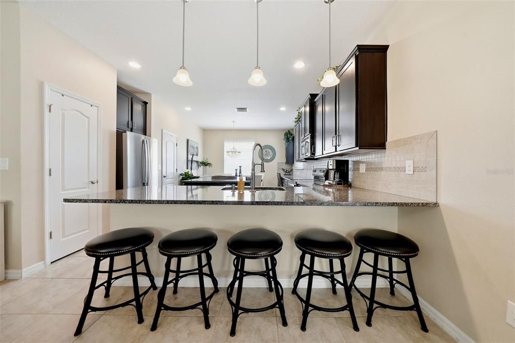 For Sale: $699,000 (5 beds, 4 baths, 3576 Square Feet)