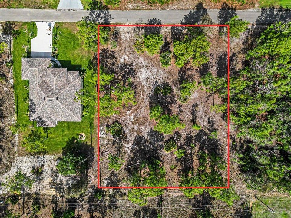 En Venta: $32,000 (0.50 acres)