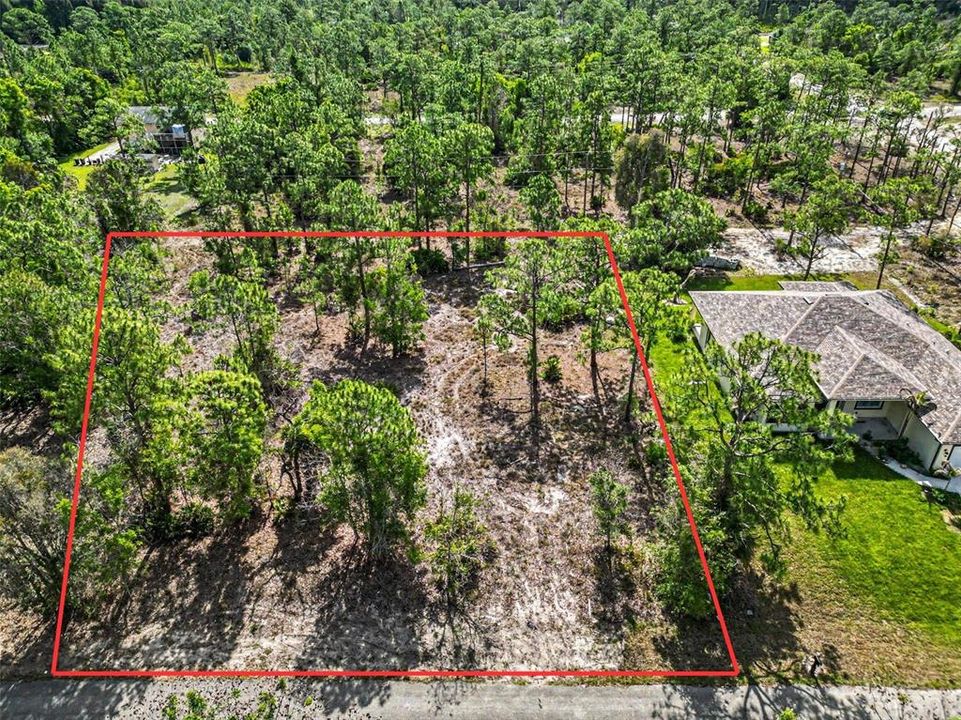 En Venta: $32,000 (0.50 acres)