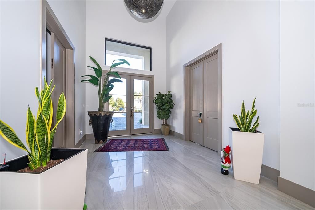 For Sale: $2,495,000 (4 beds, 5 baths, 4428 Square Feet)