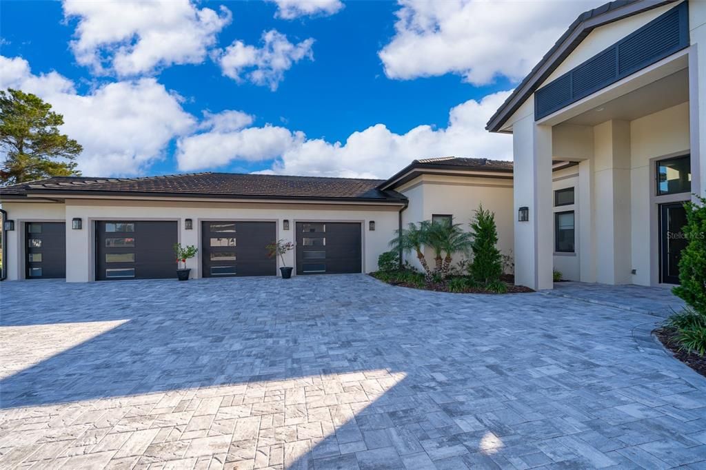 For Sale: $2,495,000 (4 beds, 5 baths, 4428 Square Feet)