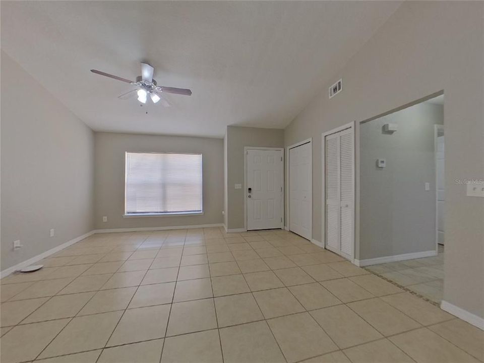 For Rent: $1,869 (2 beds, 2 baths, 1516 Square Feet)