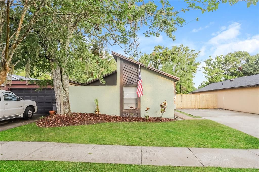 For Rent: $1,869 (2 beds, 2 baths, 1516 Square Feet)