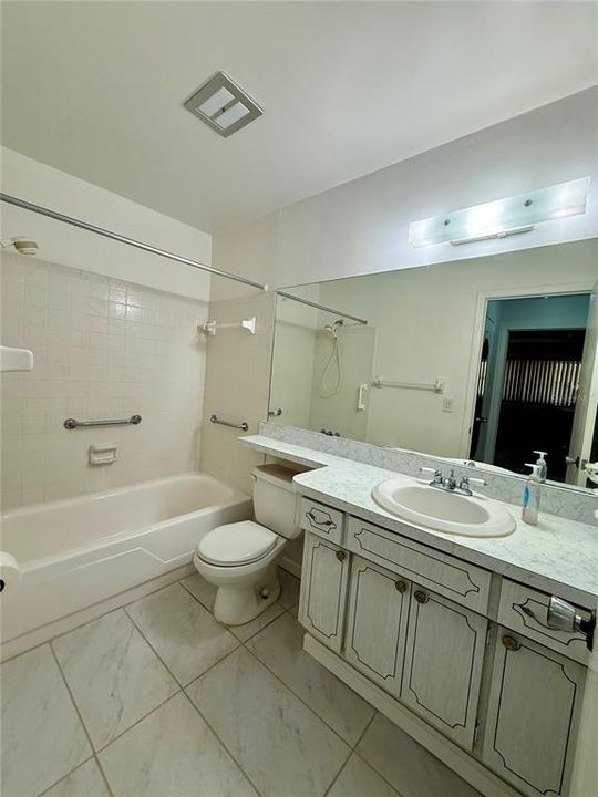 En Venta: $94,000 (1 camas, 1 baños, 902 Pies cuadrados)