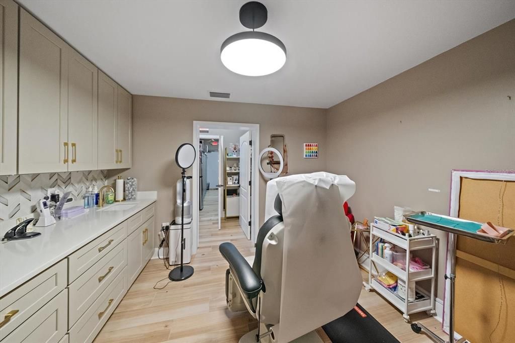 For Sale: $649,000 (0 beds, 0 baths, 1953 Square Feet)