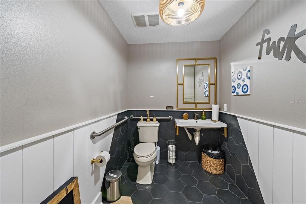 For Sale: $649,000 (0 beds, 0 baths, 1953 Square Feet)