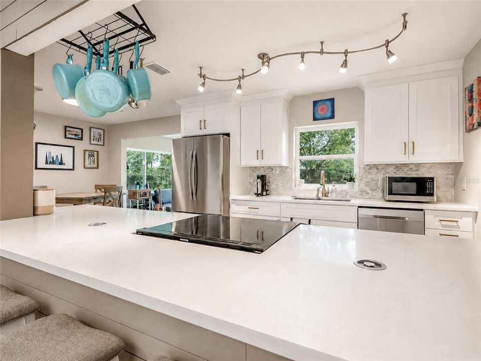 For Sale: $589,000 (3 beds, 2 baths, 1540 Square Feet)