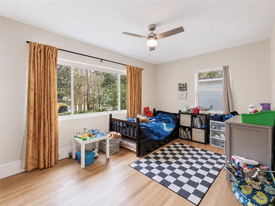 For Sale: $589,000 (3 beds, 2 baths, 1540 Square Feet)