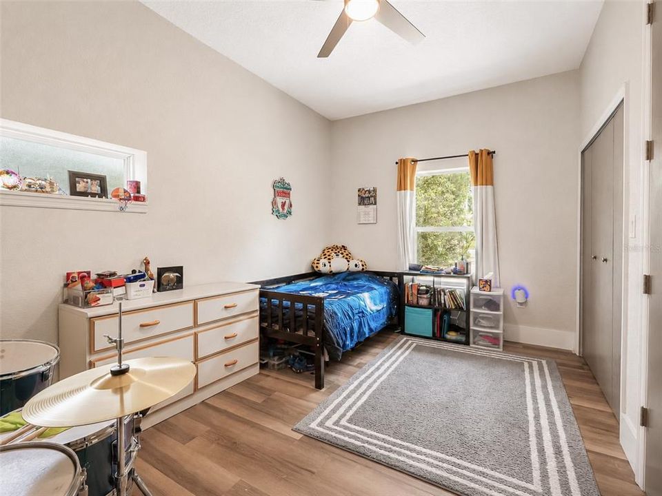 For Sale: $589,000 (3 beds, 2 baths, 1540 Square Feet)