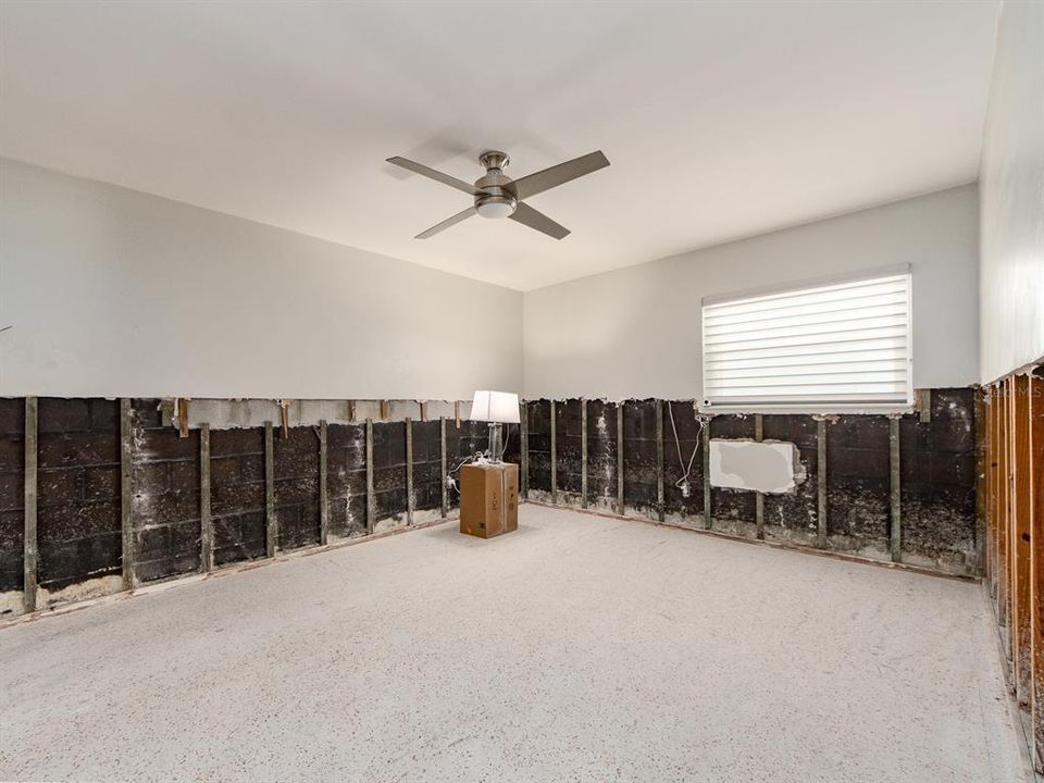 For Sale: $1,150,000 (3 beds, 2 baths, 2208 Square Feet)