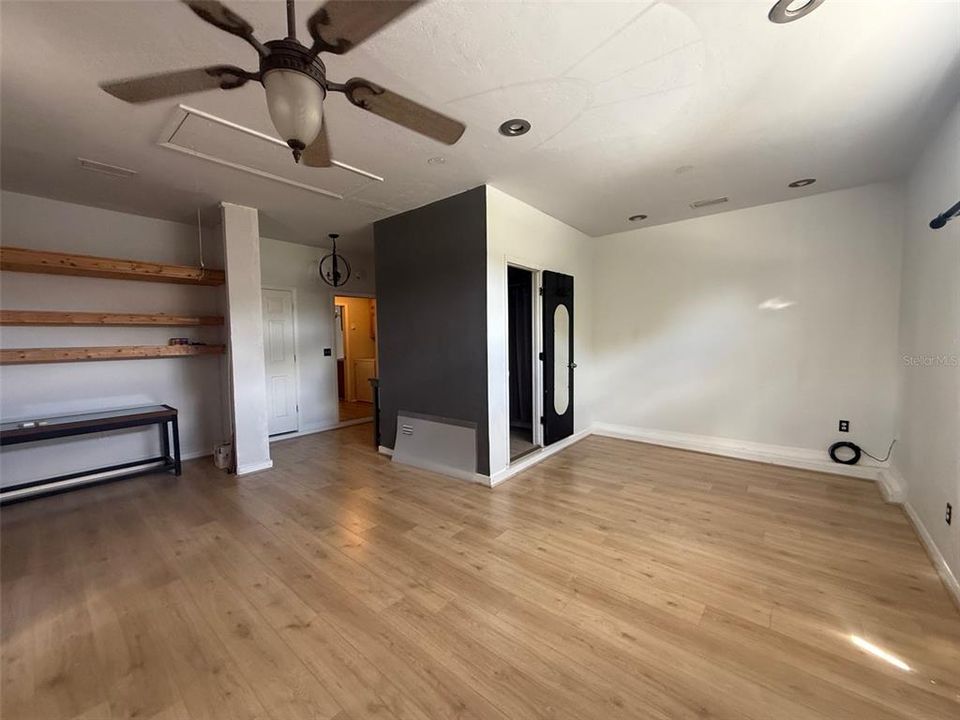For Rent: $3,000 (4 beds, 2 baths, 2357 Square Feet)