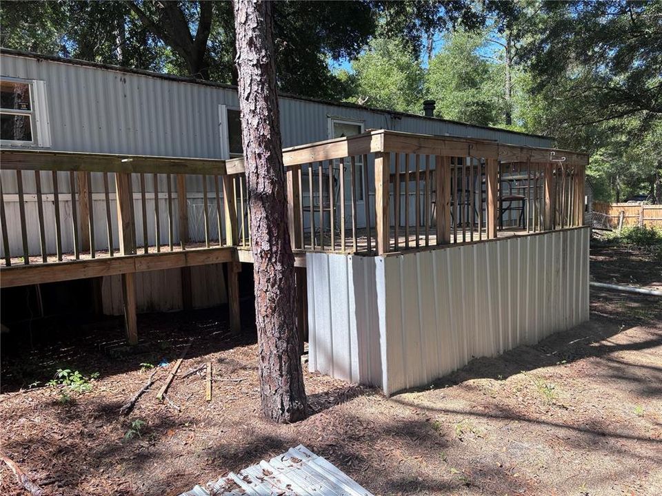 For Sale: $104,900 (3 beds, 2 baths, 1064 Square Feet)