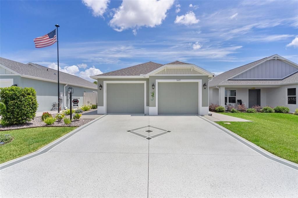 For Sale: $417,500 (3 beds, 2 baths, 1497 Square Feet)