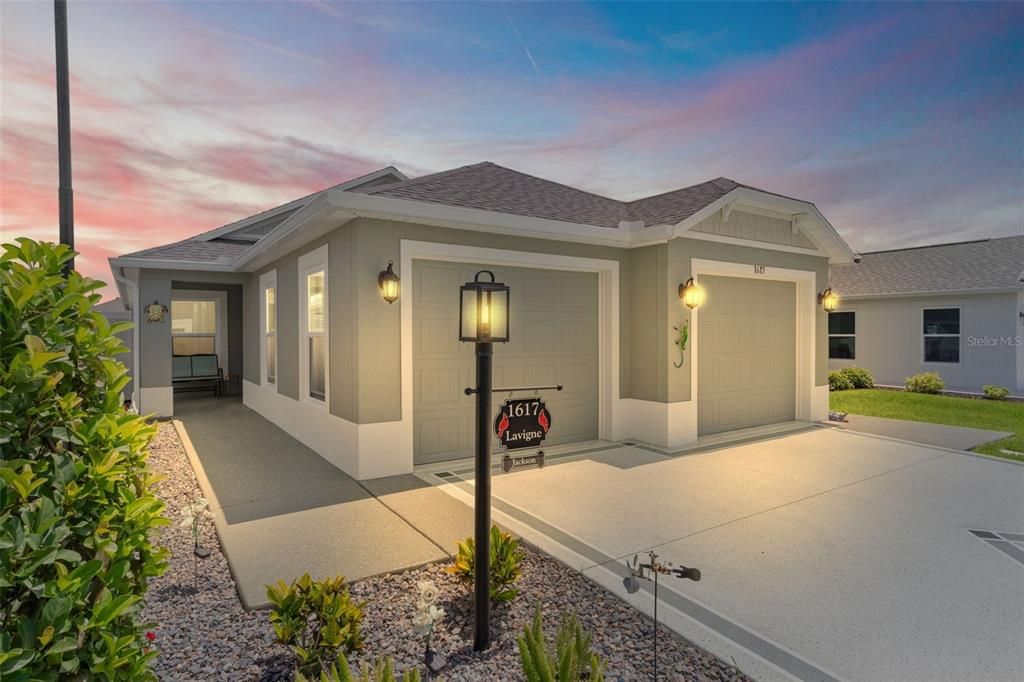 For Sale: $417,500 (3 beds, 2 baths, 1497 Square Feet)