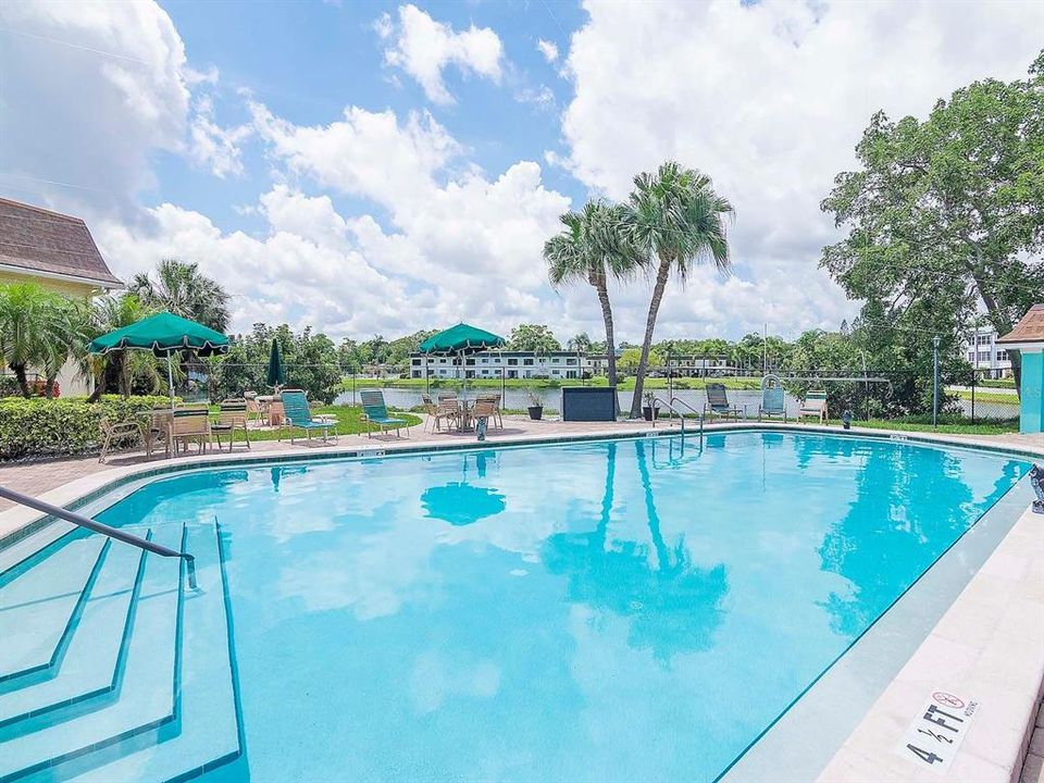 Active With Contract: $159,500 (2 beds, 2 baths, 1185 Square Feet)