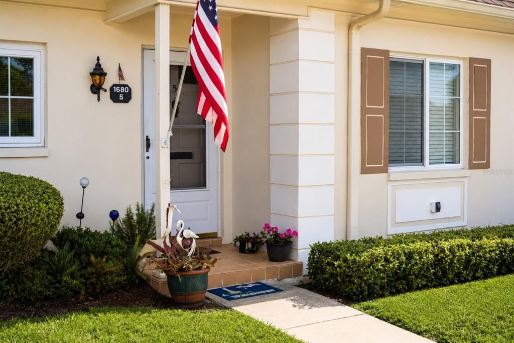 Active With Contract: $159,500 (2 beds, 2 baths, 1185 Square Feet)