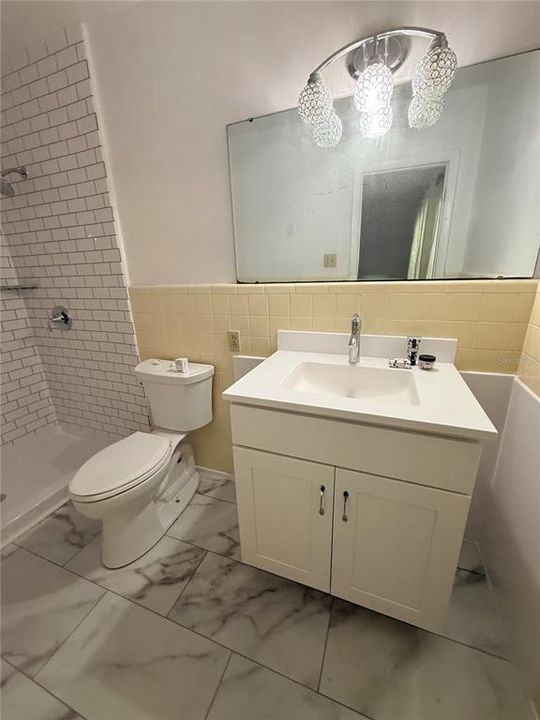 For Sale: $220,000 (2 beds, 2 baths, 1181 Square Feet)