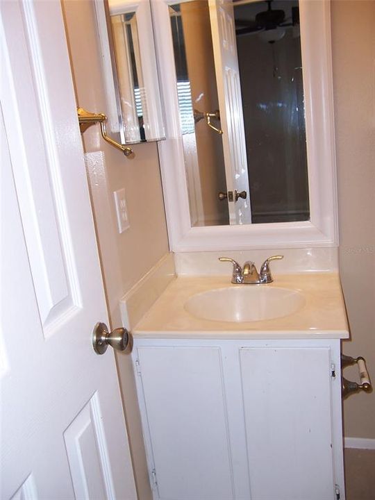 For Rent: $1,700 (2 beds, 2 baths, 1156 Square Feet)