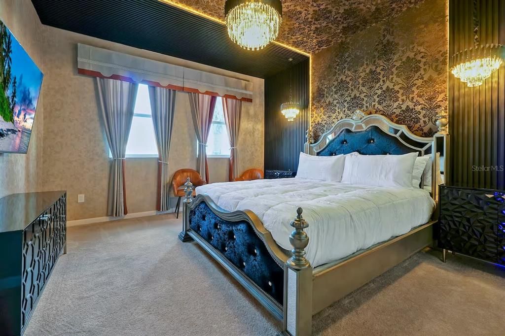For Sale: $1,339,000 (12 beds, 11 baths, 4954 Square Feet)