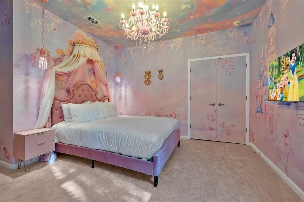 For Sale: $1,339,000 (12 beds, 11 baths, 4954 Square Feet)