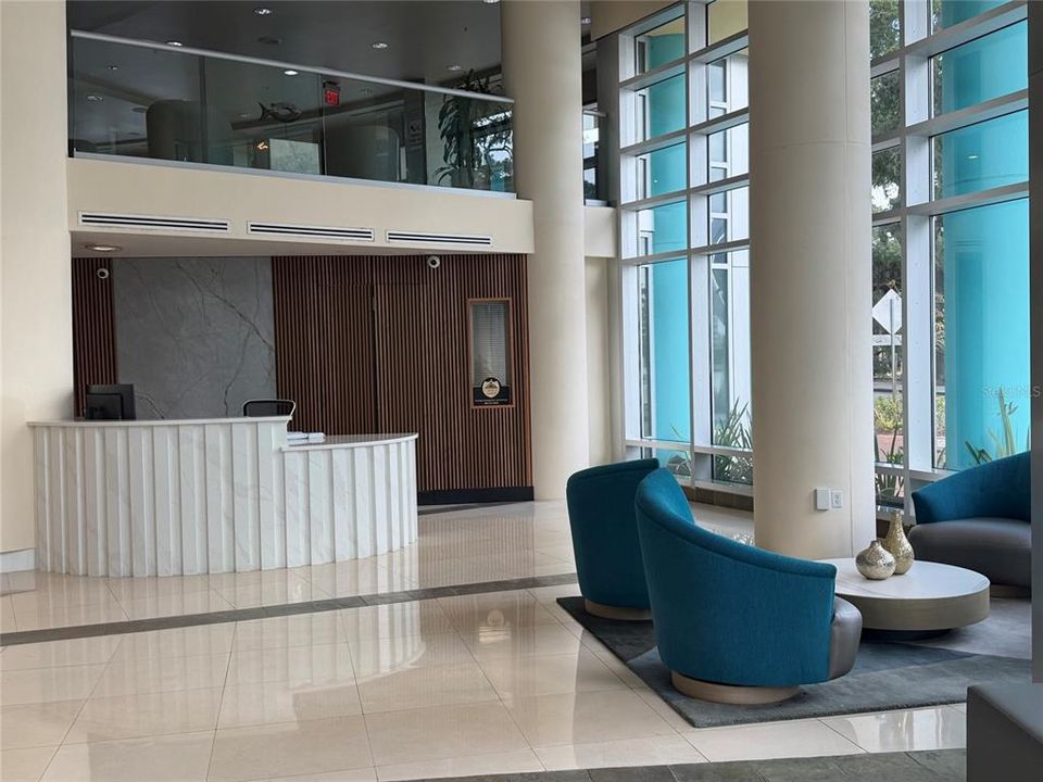 For Sale: $214,900 (1 beds, 1 baths, 797 Square Feet)