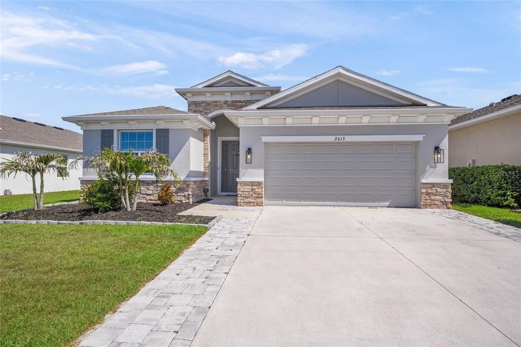 En Venta: $525,000 (4 camas, 2 baños, 2051 Pies cuadrados)