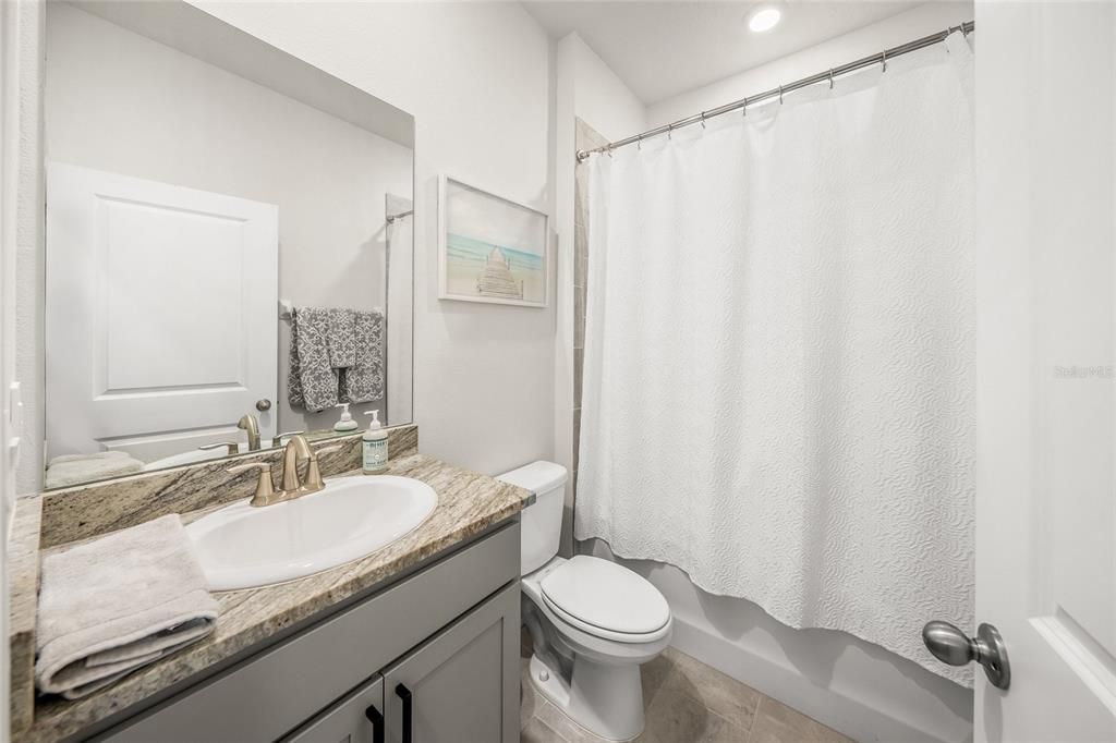 En Venta: $525,000 (4 camas, 2 baños, 2051 Pies cuadrados)
