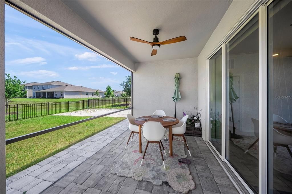 En Venta: $525,000 (4 camas, 2 baños, 2051 Pies cuadrados)