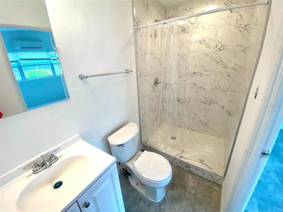 Под контрактом: $1,999 (3 спален, 2 ванн, 1116 Квадратных фут)