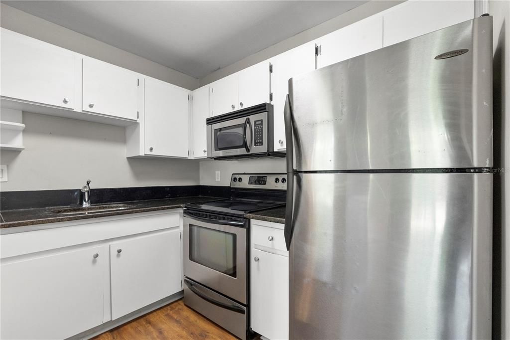 En Venta: $315,000 (2 camas, 2 baños, 741 Pies cuadrados)