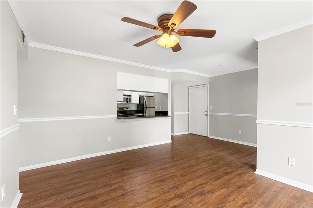 En Venta: $315,000 (2 camas, 2 baños, 741 Pies cuadrados)