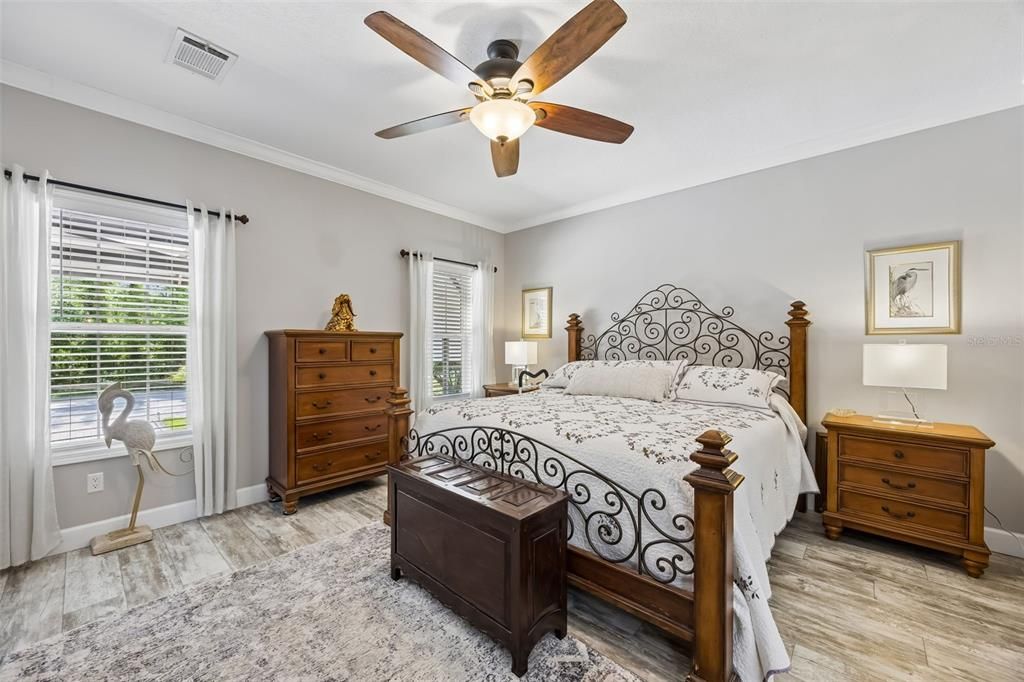 For Sale: $600,000 (2 beds, 2 baths, 1646 Square Feet)