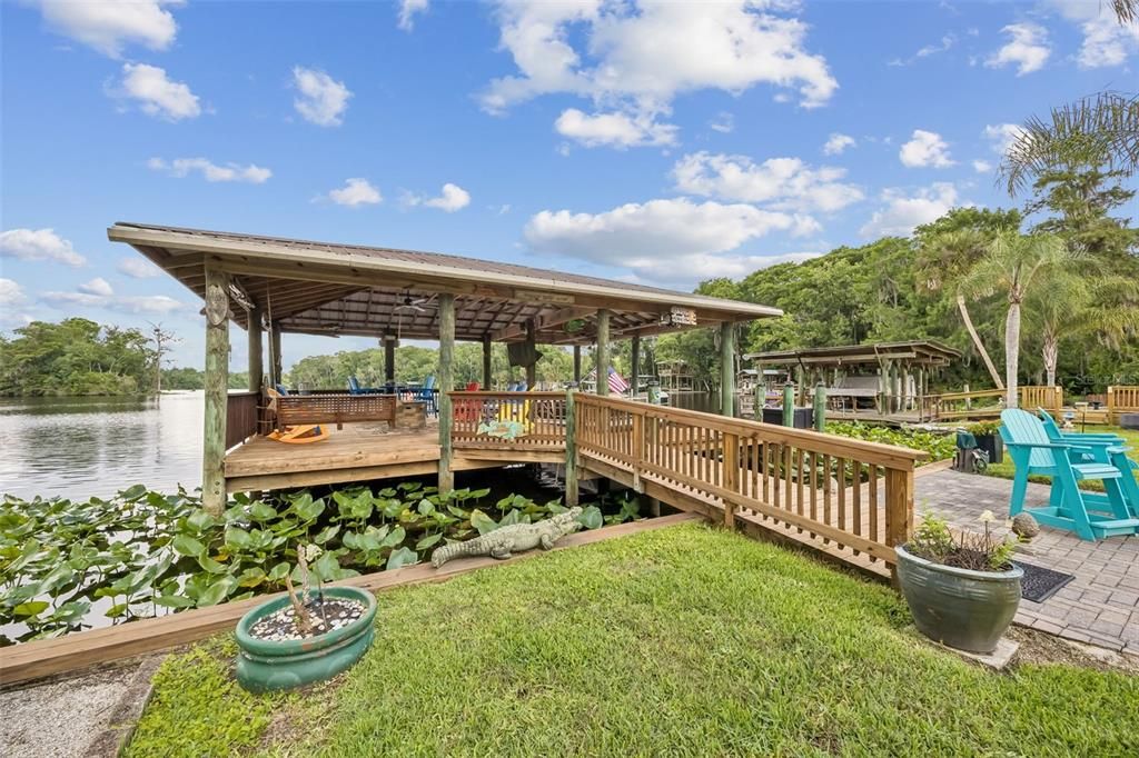 For Sale: $600,000 (2 beds, 2 baths, 1646 Square Feet)