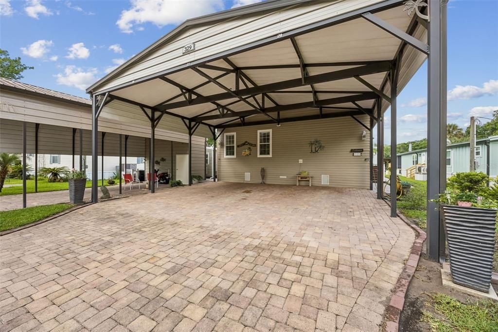 For Sale: $600,000 (2 beds, 2 baths, 1646 Square Feet)