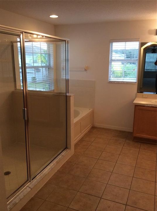 For Rent: $3,100 (4 beds, 3 baths, 3231 Square Feet)