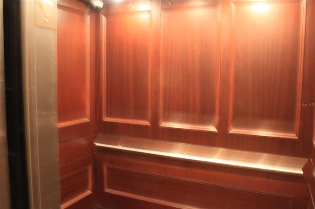For Rent: $2,795 (2 beds, 2 baths, 2162 Square Feet)