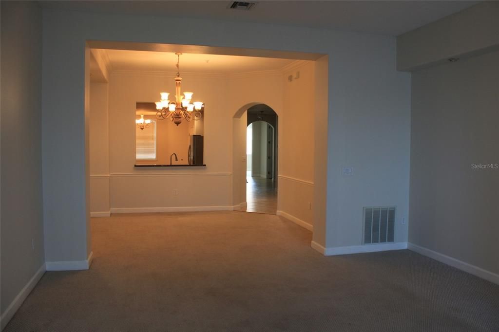 For Rent: $2,795 (2 beds, 2 baths, 2162 Square Feet)