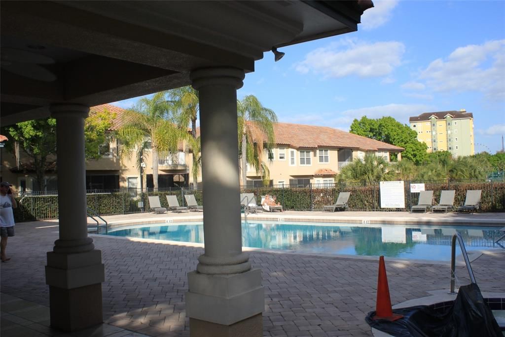 For Rent: $2,795 (2 beds, 2 baths, 2162 Square Feet)