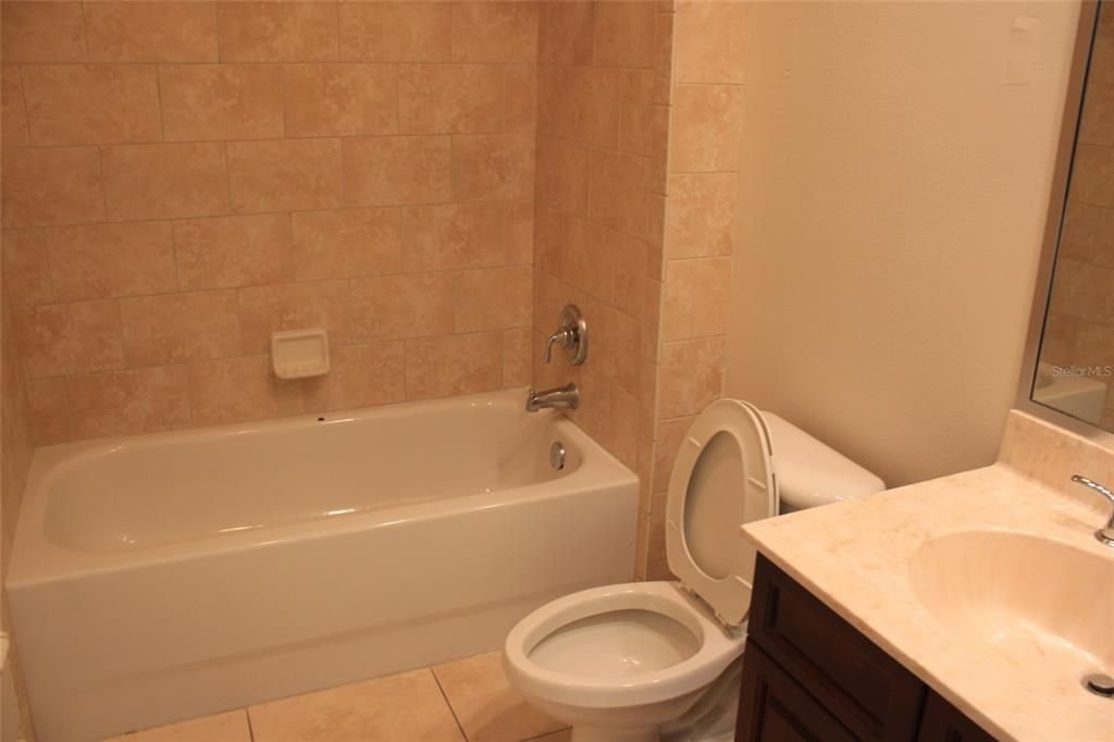 For Rent: $2,795 (2 beds, 2 baths, 2162 Square Feet)