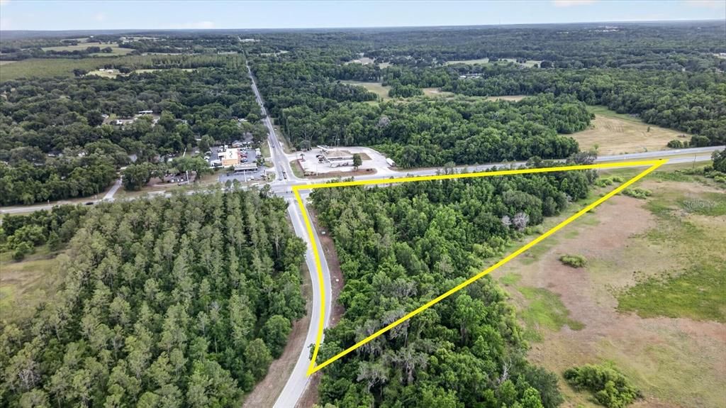 En Venta: $1,900,000 (4.55 acres)