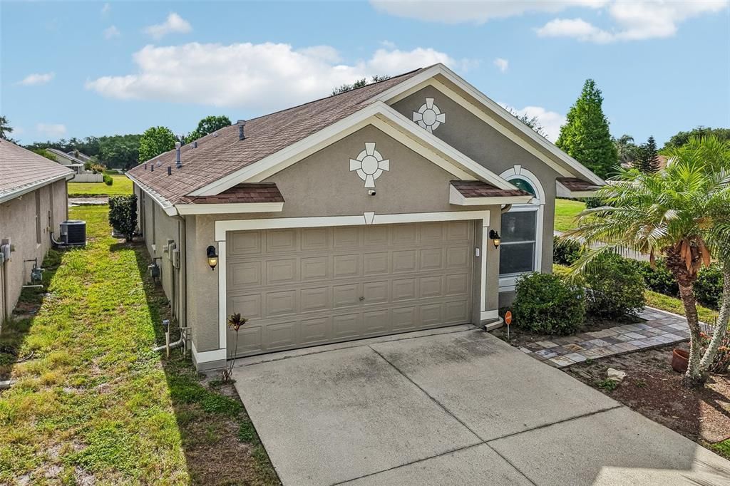 Active With Contract: $270,000 (3 beds, 2 baths, 1530 Square Feet)