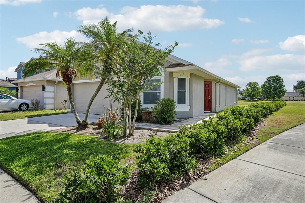 Active With Contract: $270,000 (3 beds, 2 baths, 1530 Square Feet)