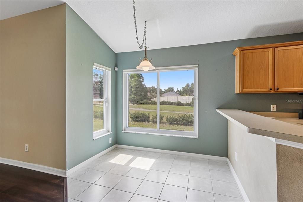 Active With Contract: $270,000 (3 beds, 2 baths, 1530 Square Feet)