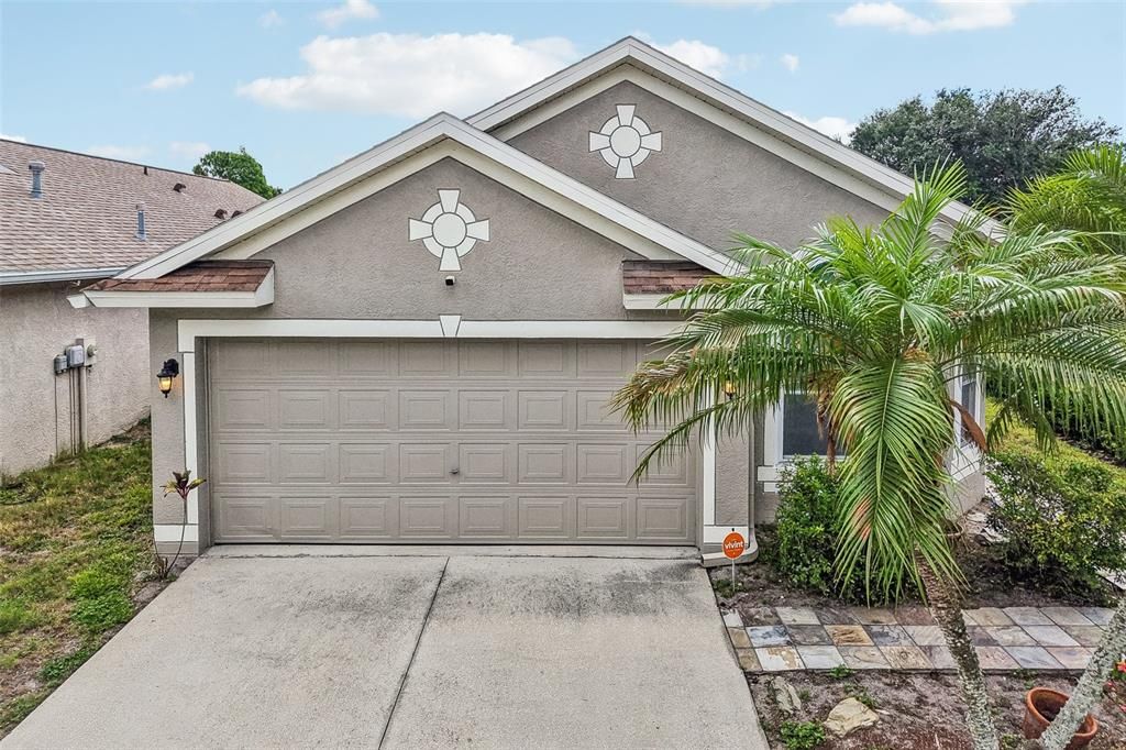 Active With Contract: $270,000 (3 beds, 2 baths, 1530 Square Feet)
