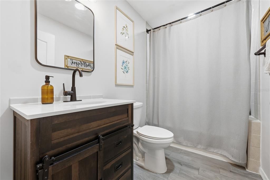 En Venta: $324,900 (3 camas, 2 baños, 1592 Pies cuadrados)
