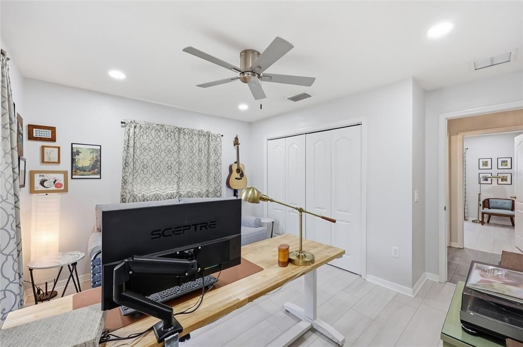En Venta: $324,900 (3 camas, 2 baños, 1592 Pies cuadrados)