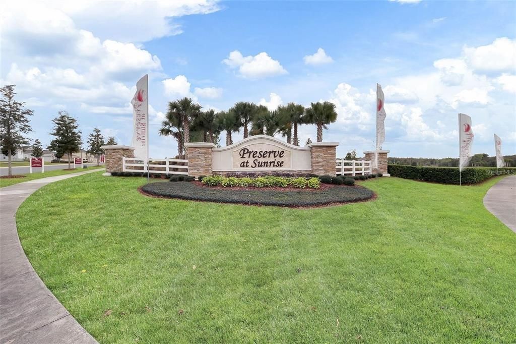 For Rent: $2,600 (4 beds, 2 baths, 2092 Square Feet)