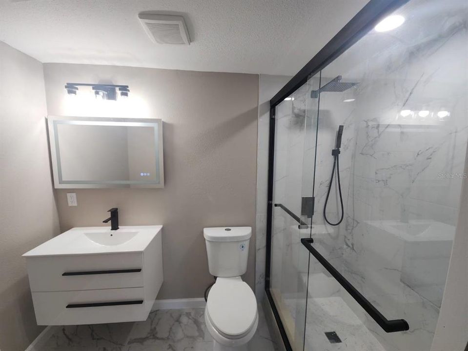 For Sale: $235,000 (2 beds, 2 baths, 1335 Square Feet)