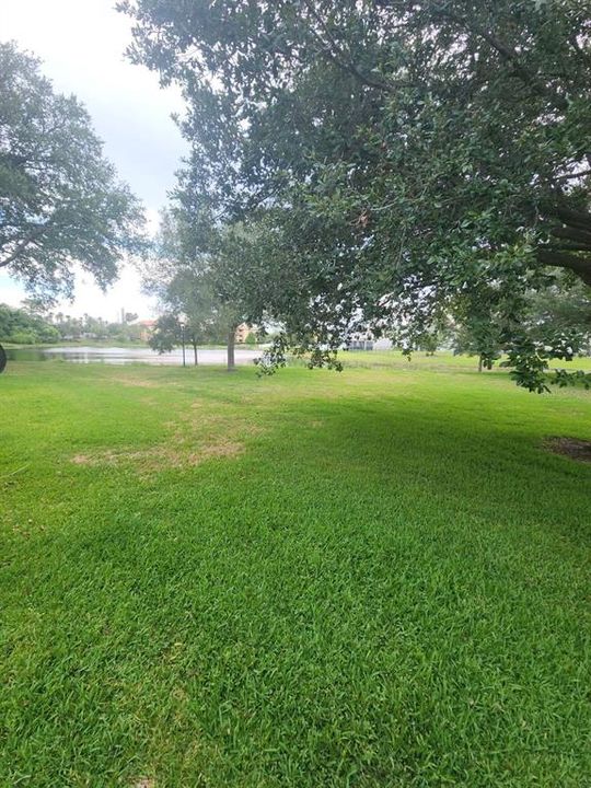 For Sale: $235,000 (2 beds, 2 baths, 1335 Square Feet)